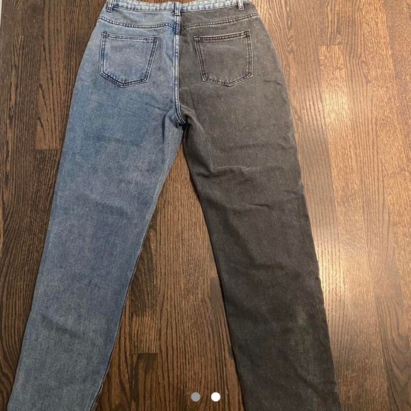 super cute two tone jeans! brand new, we’re to big for me so never worn - Picture 2 of 2